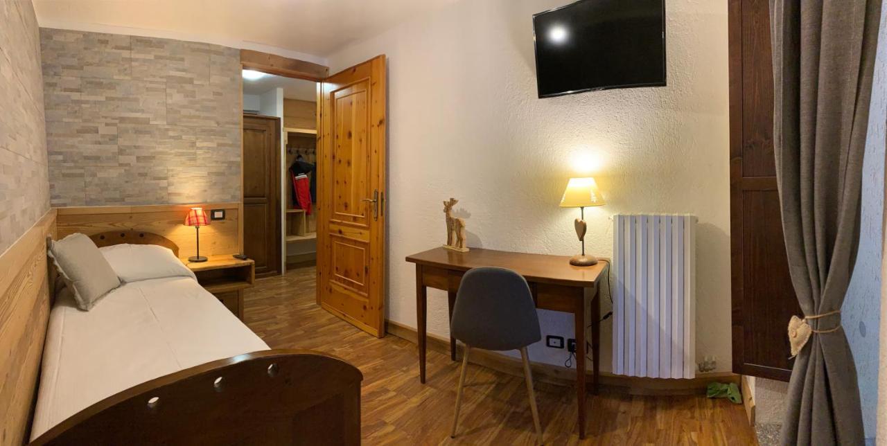 Hotel Coeur Du Village Ла Туил Екстериор снимка