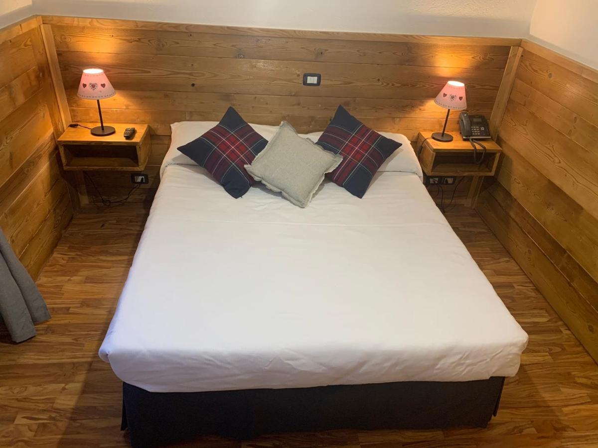 Hotel Coeur Du Village Ла Туил Екстериор снимка