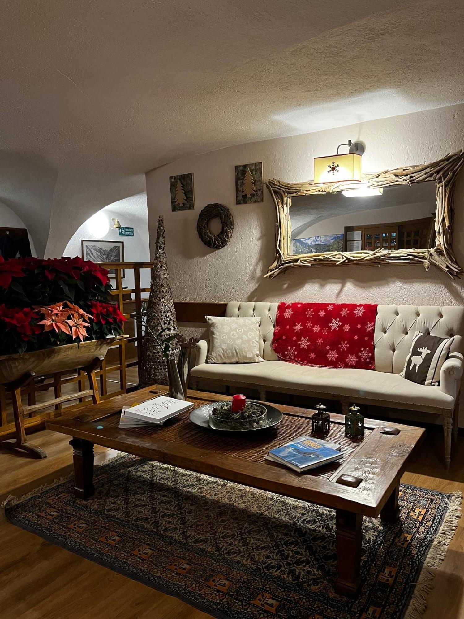 Hotel Coeur Du Village Ла Туил Екстериор снимка