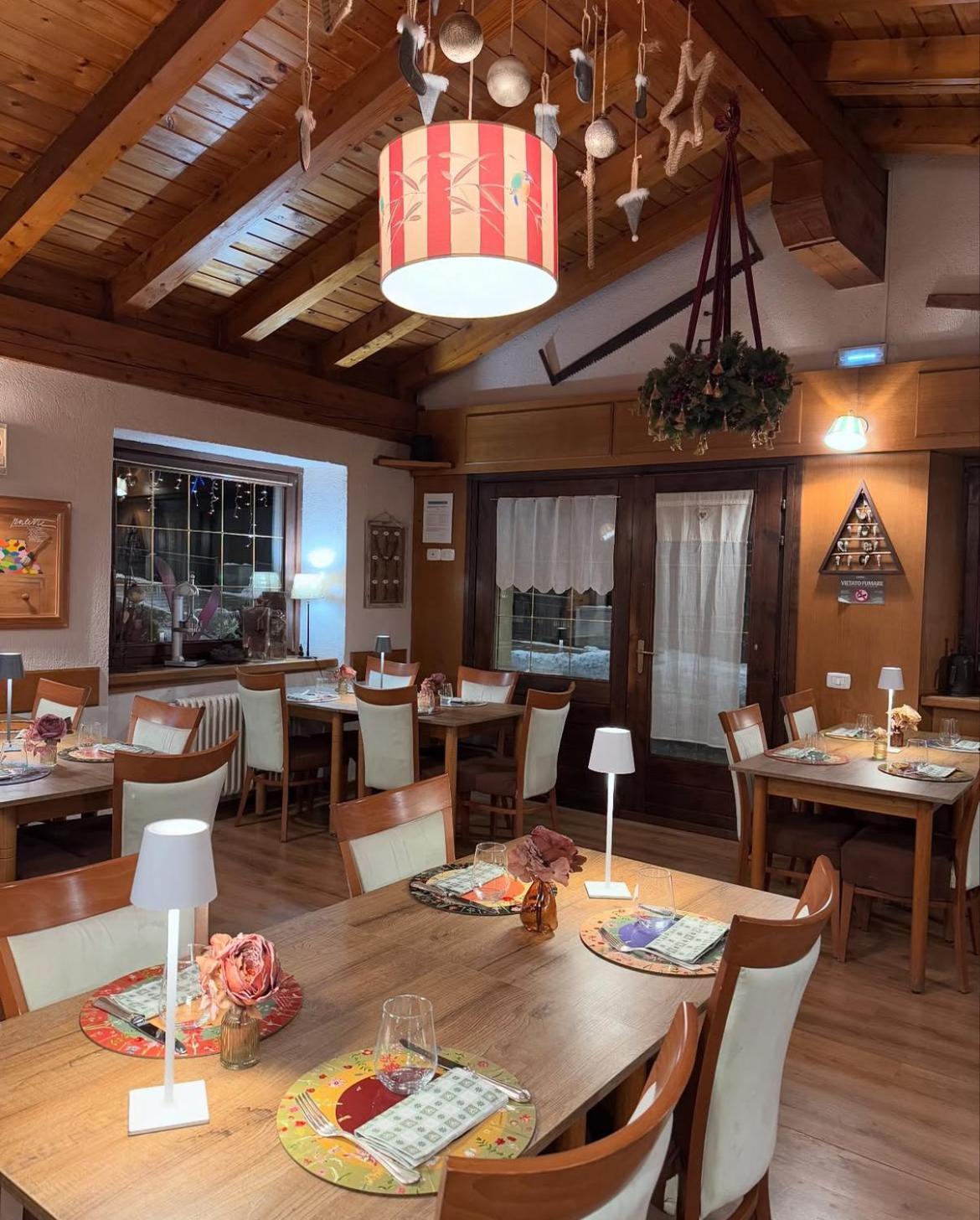 Hotel Coeur Du Village Ла Туил Екстериор снимка